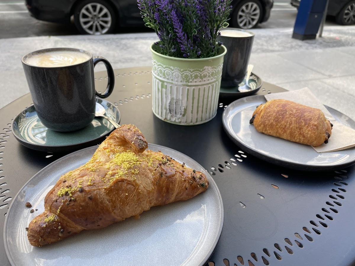 Cafe Nenom - Photo 4