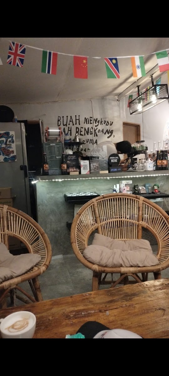 Tigaras Cafe