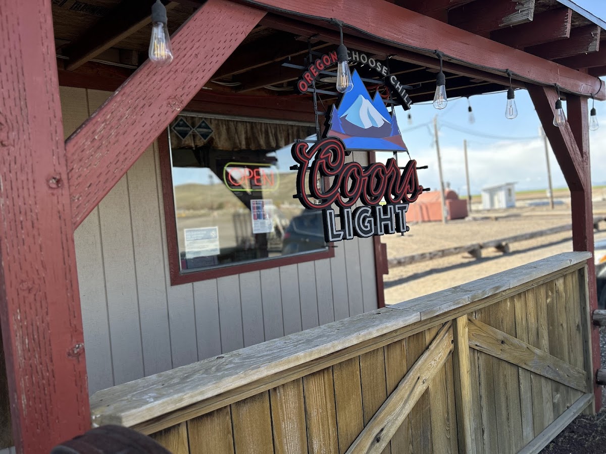 Crane Store & Cafe, Gas and RV camping. - Photo 2