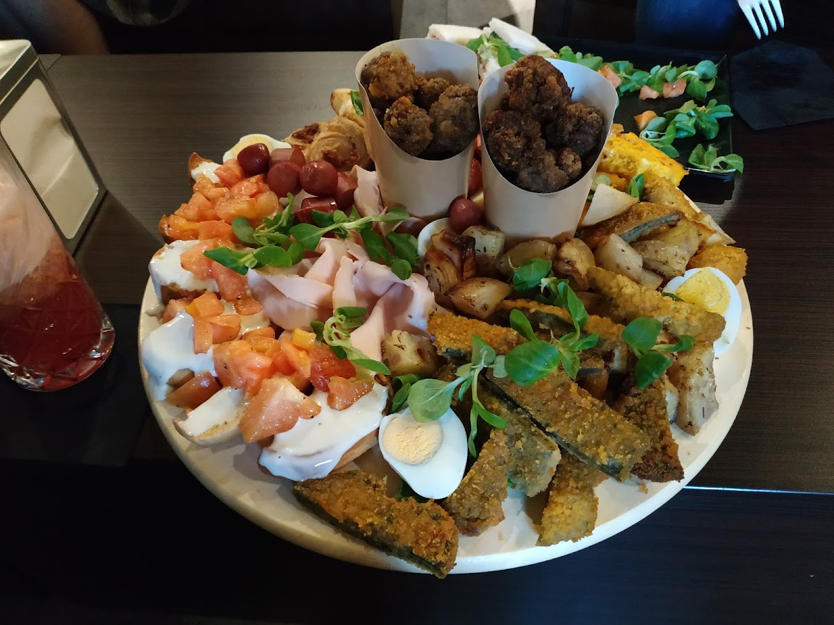 . Caffetteria & Lounge Bar - Photo 9