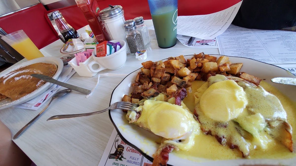 Elizaville Diner & Deli - Photo 3