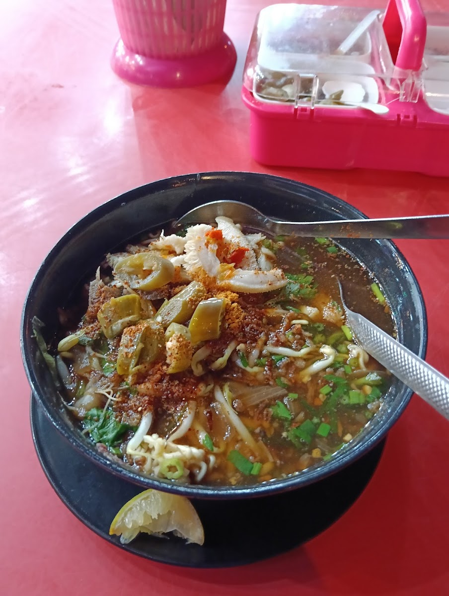 FINA MEE CELUP (SYAFIRA SEAFOOD) - Photo 7