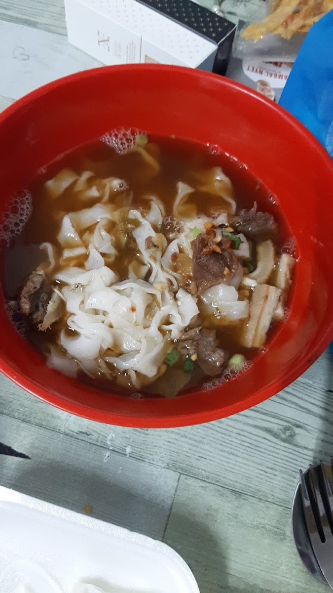 FINA MEE CELUP (SYAFIRA SEAFOOD) - Photo 8