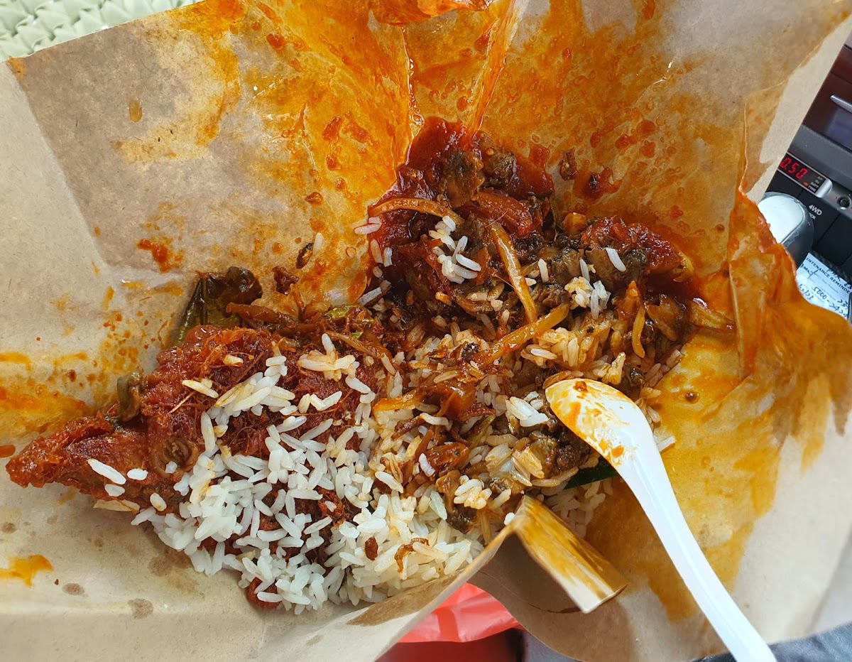 Akka Nasi Lemak - Photo 3