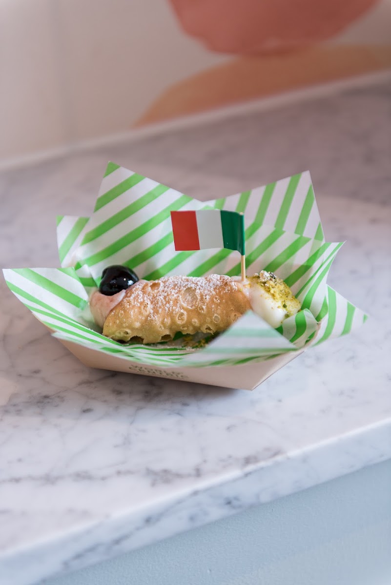 Noci Gelato - Photo 8