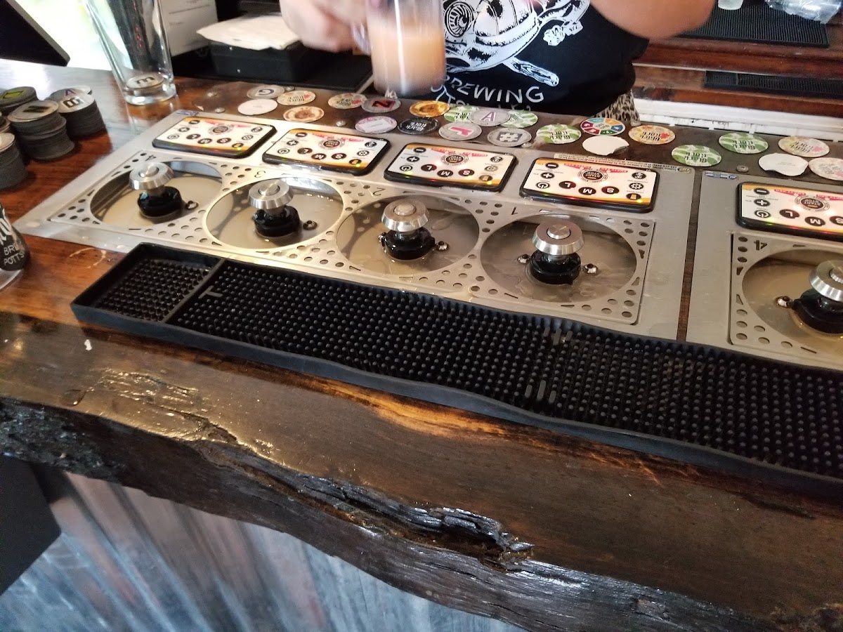 Black Rock Brewpub - Photo 4