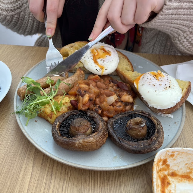 Full Vegetarian Breakfast