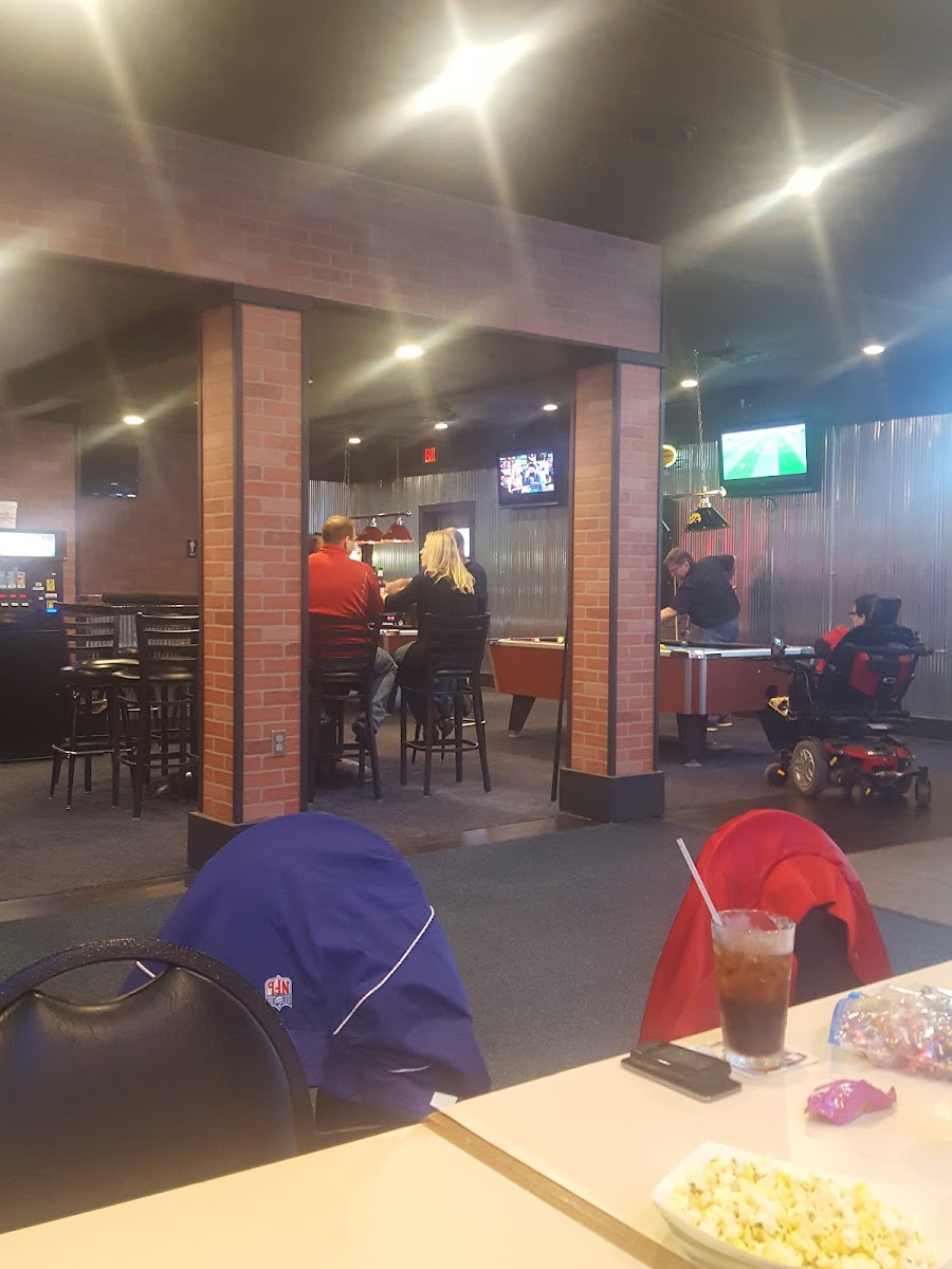 Rumorz Bar & Grill - Photo 2