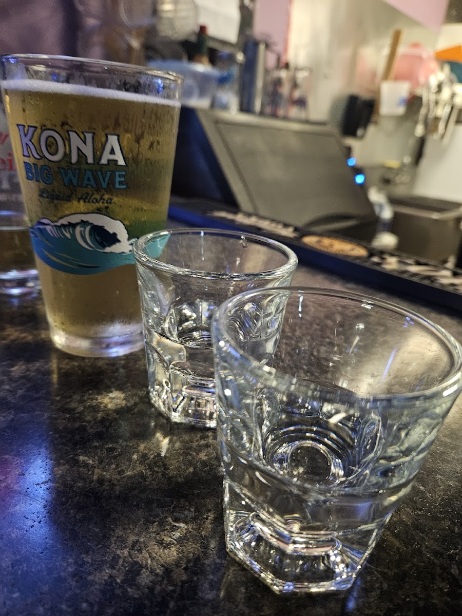 Sundown Bar & Grill - Photo 3