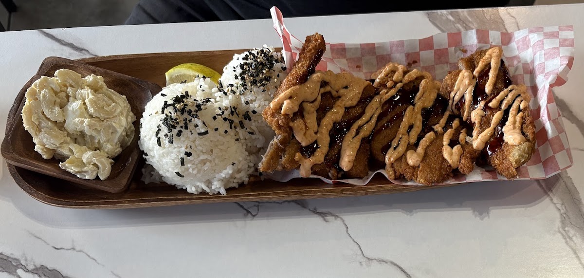Puna Poke and Grill LLC - Photo 3