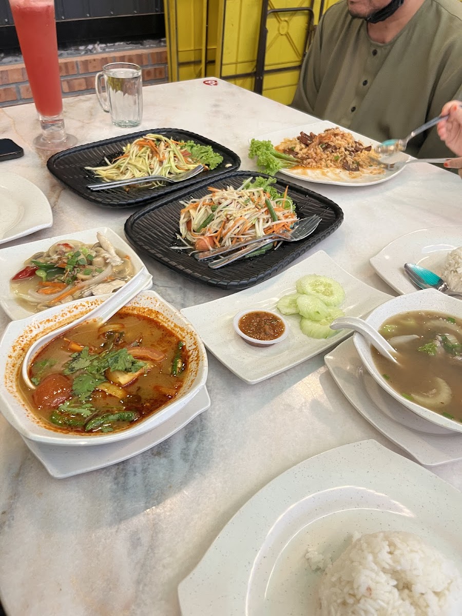 Damia Tomyam Western Food 2 - Photo 7