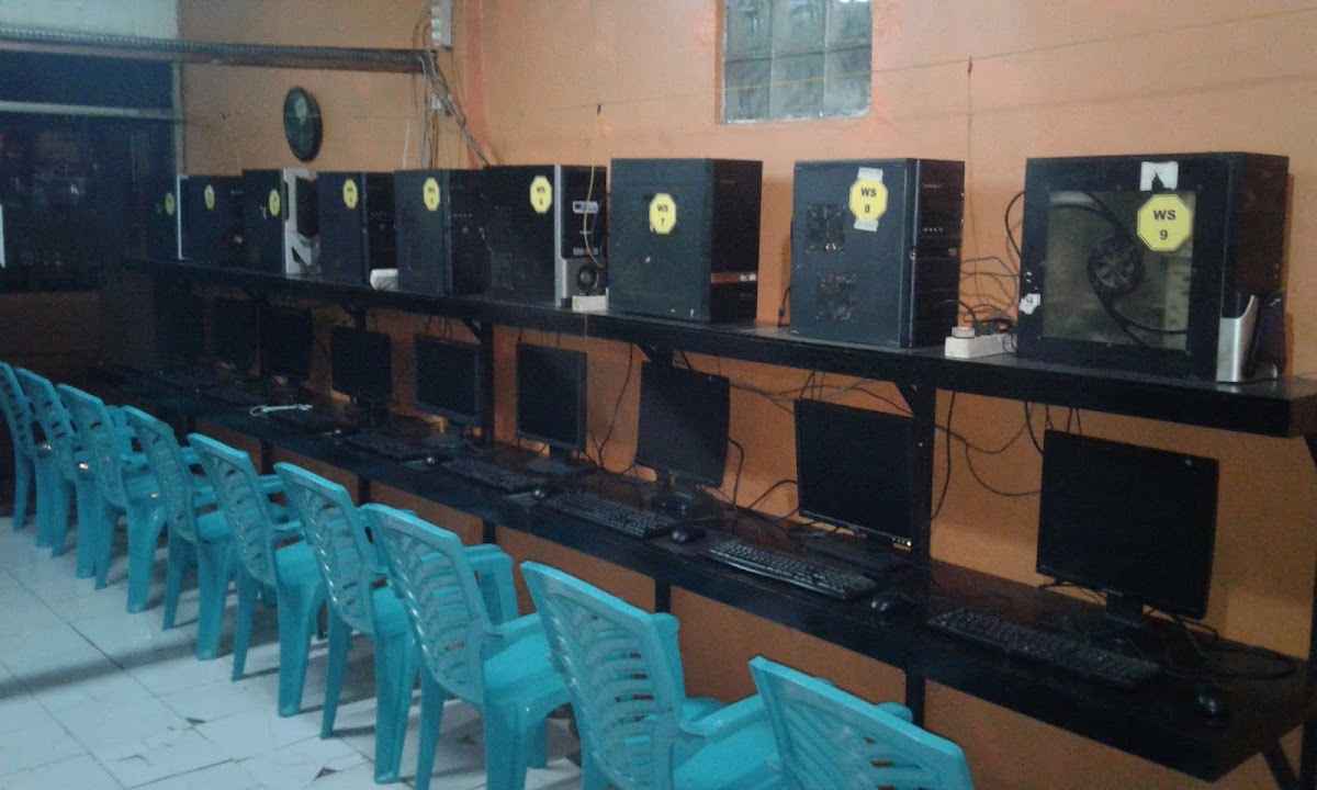 WARNET FAMILY
