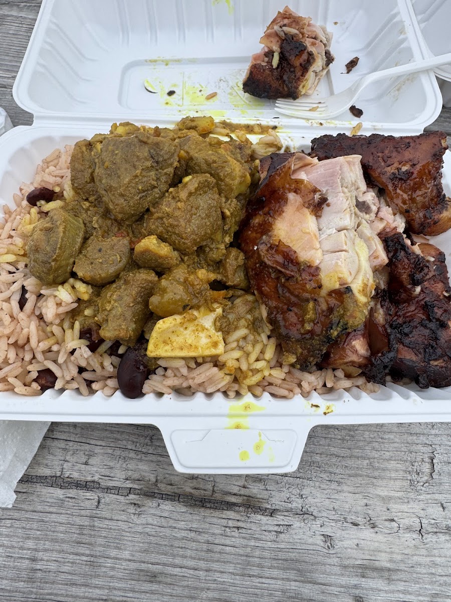 Caire's Caribbean Cuisine - Photo 4