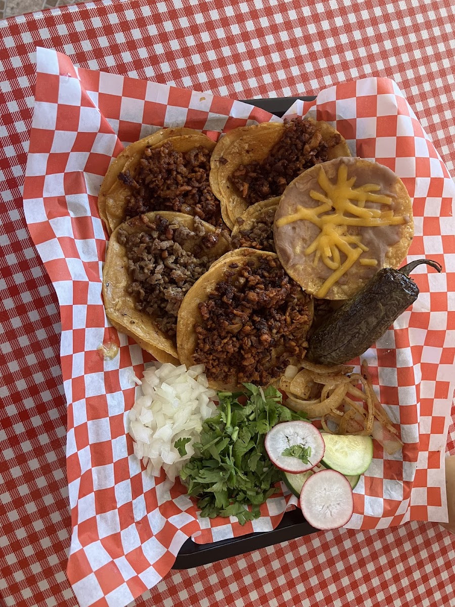 El pitayito taqueria - Photo 5