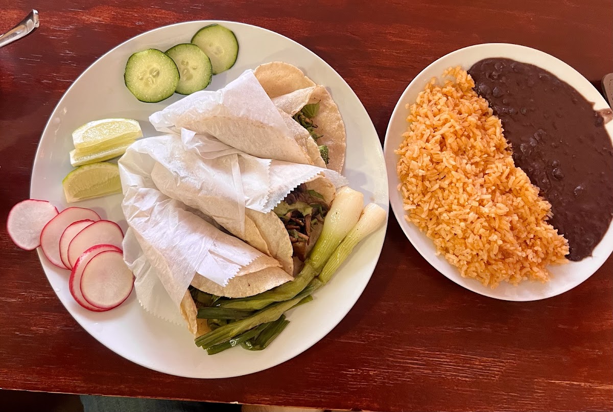 Restaurant El Maguey - Photo 3