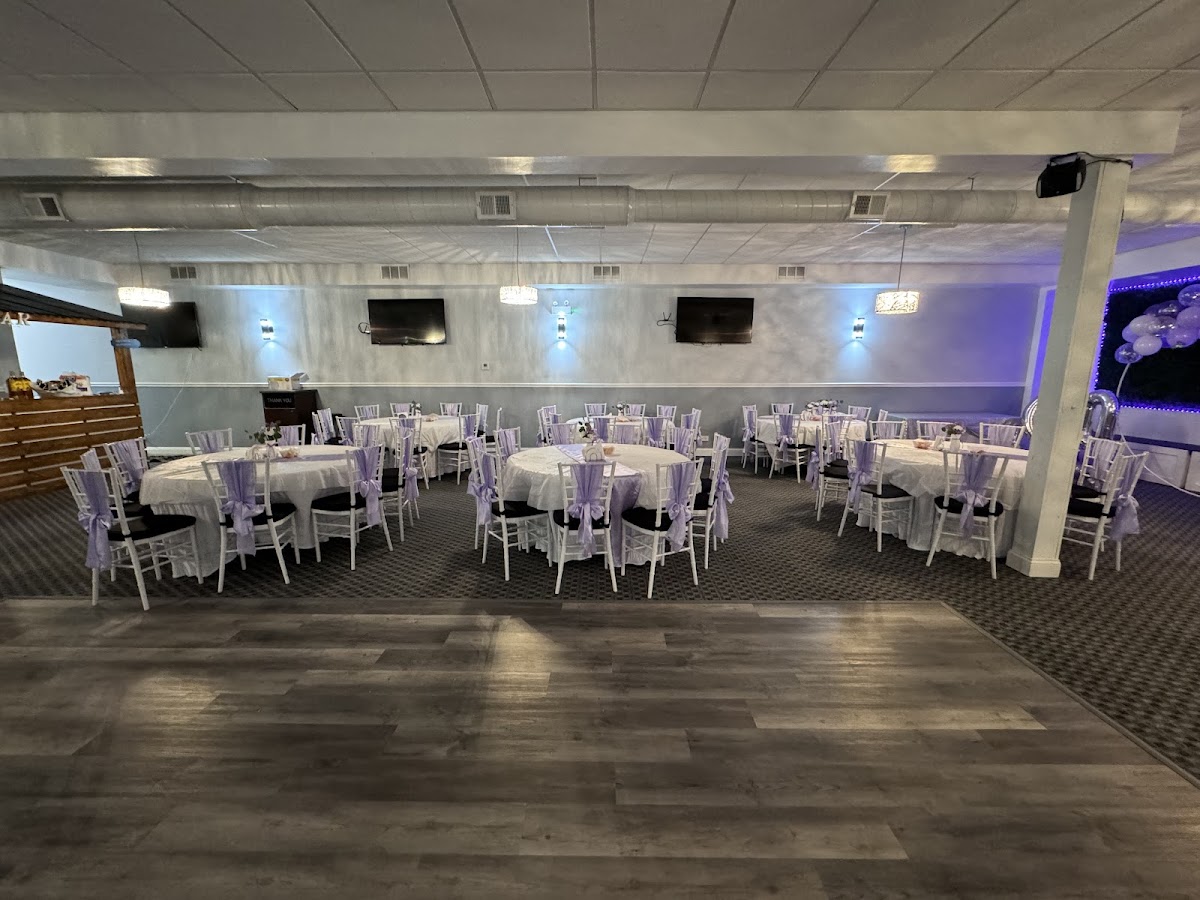 Nikki's Place & Catering
