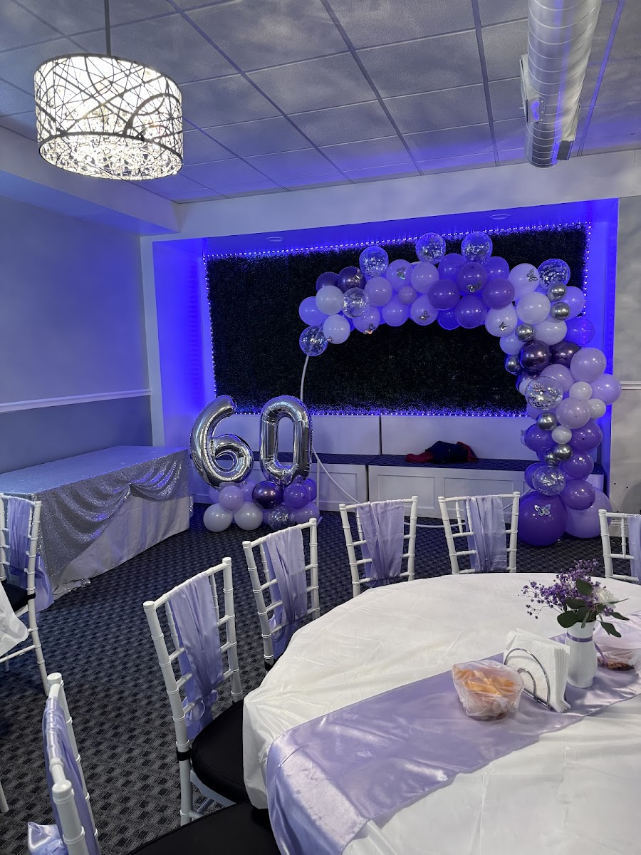 Nikki's Place & Catering - Photo 2