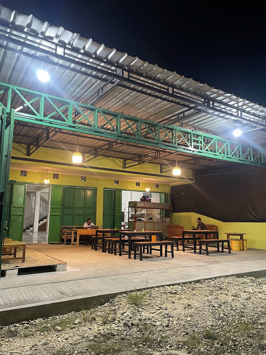 Penyetan dan Bakaran Artomoro