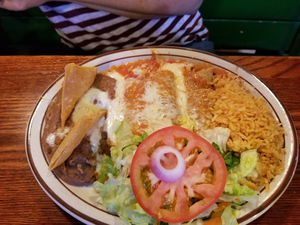 Leo's Mexican Food Restaurant - Photo 4