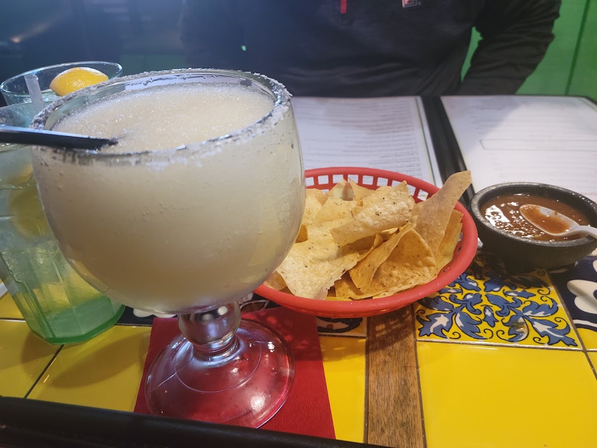 Leo's Mexican Food Restaurant - Photo 6