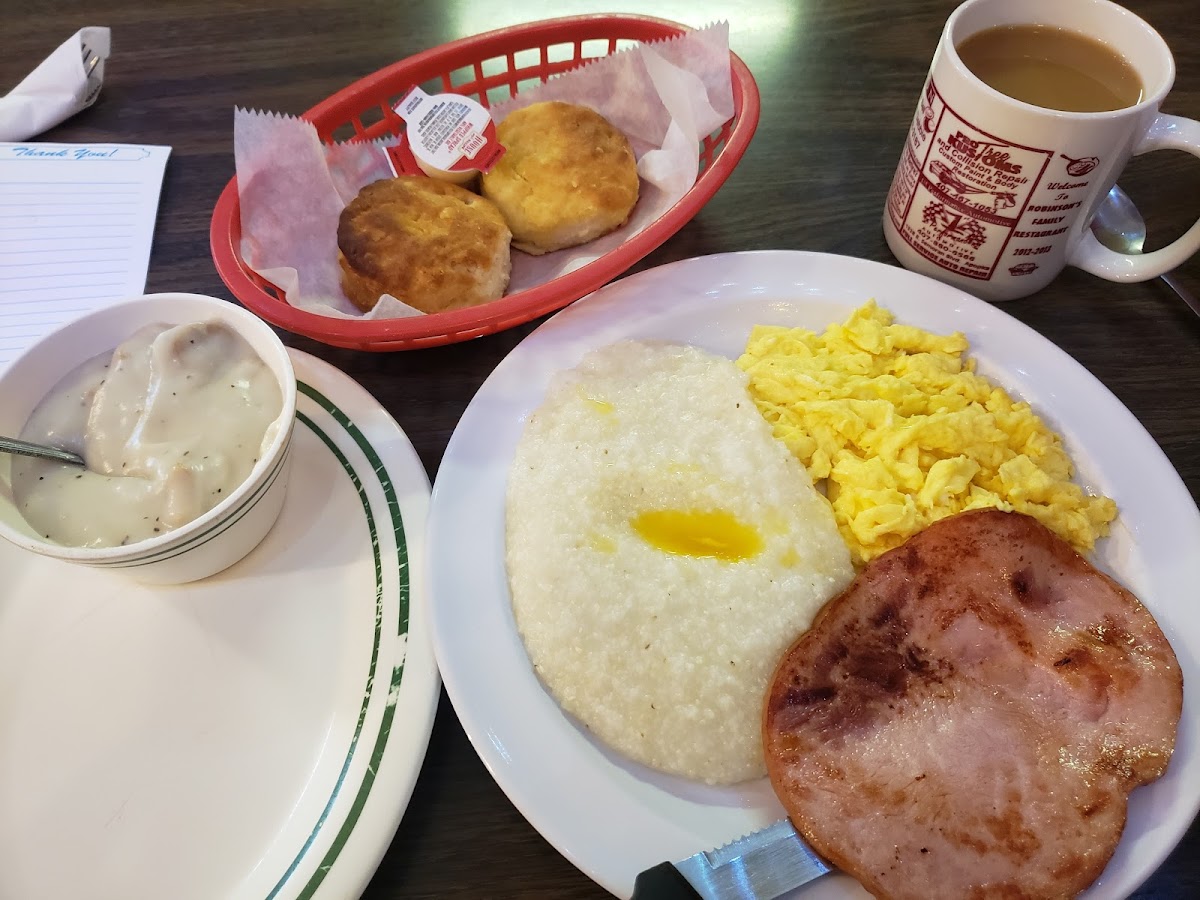 Robinson Family Restaurant - Photo 8