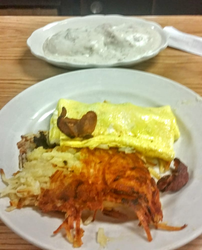 Englewood Cafe - Photo 6