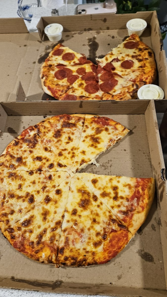 Connie's-Pizza & Bar Bq - Photo 6