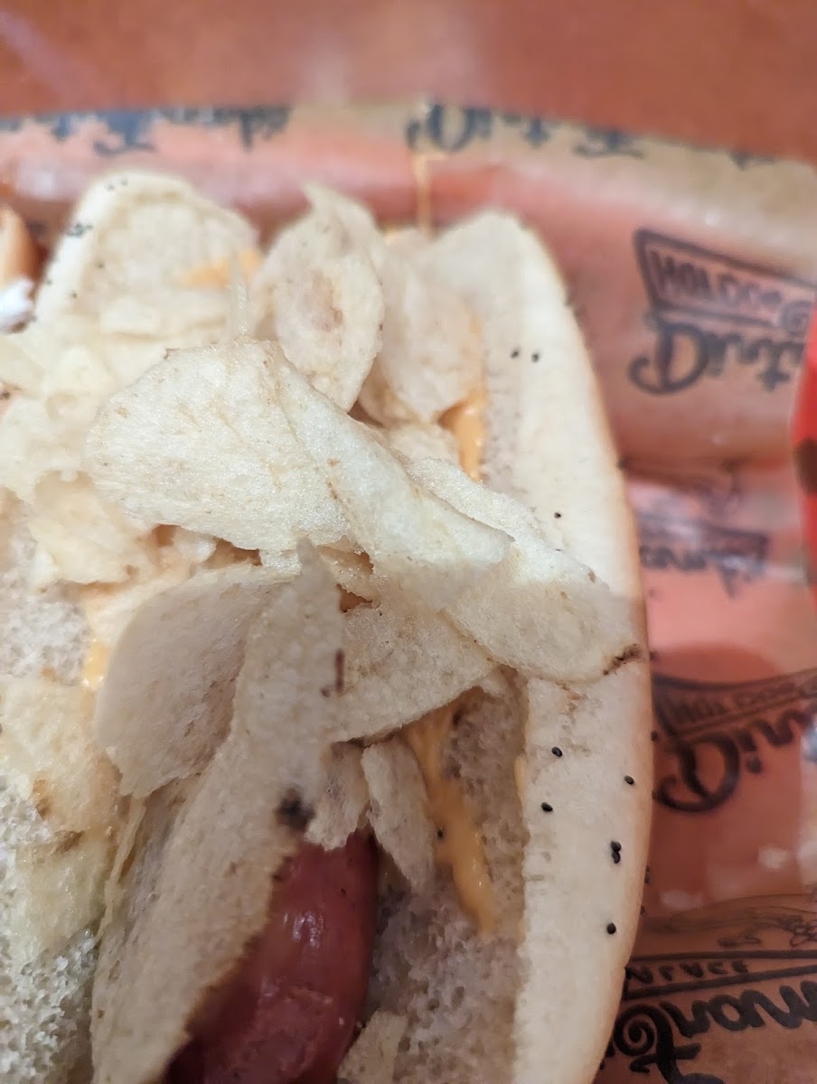 Dirty Frank's Hot Dog Palace - Photo 6