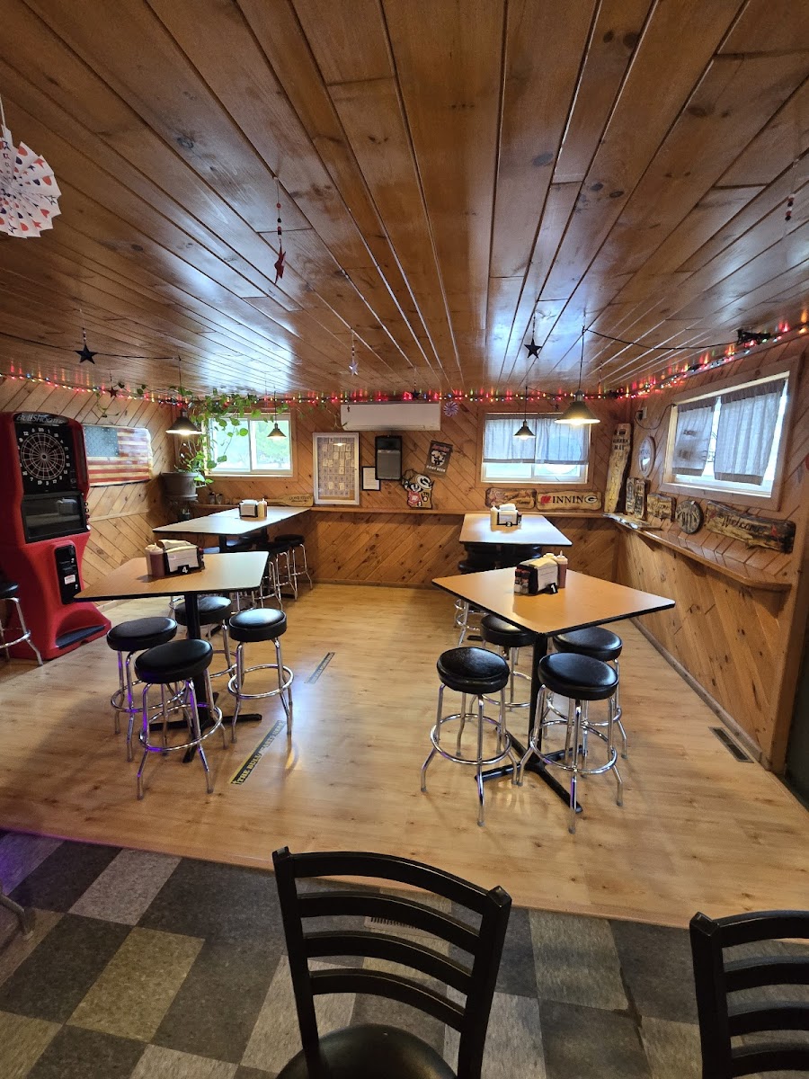 Chances Pub & Grill - Photo 4