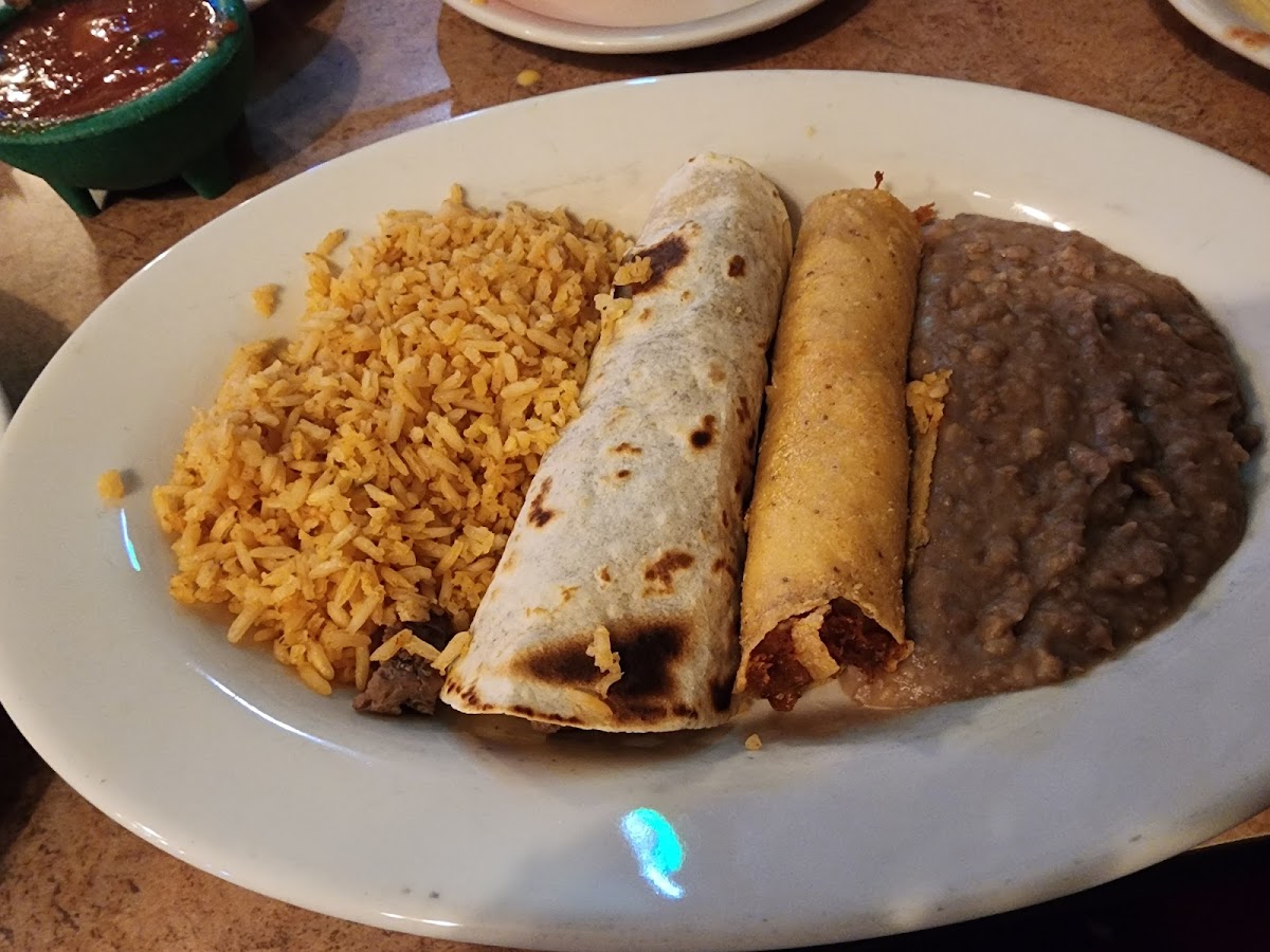 Two Amigos Mexican Restaurant - Photo 1