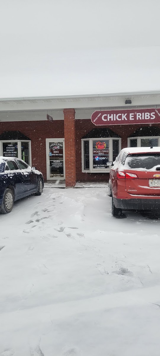 CHICK E RIBS BBQ llc Wednesday-Sunday