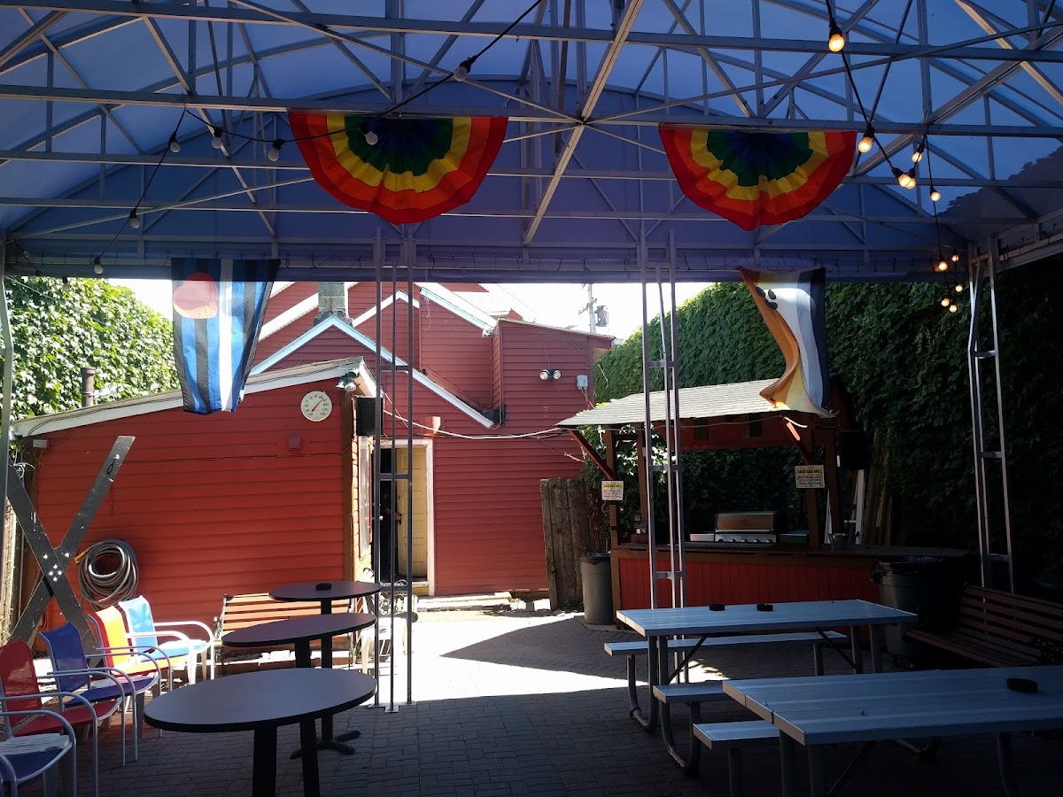 Leather Stallion Saloon - Photo 2