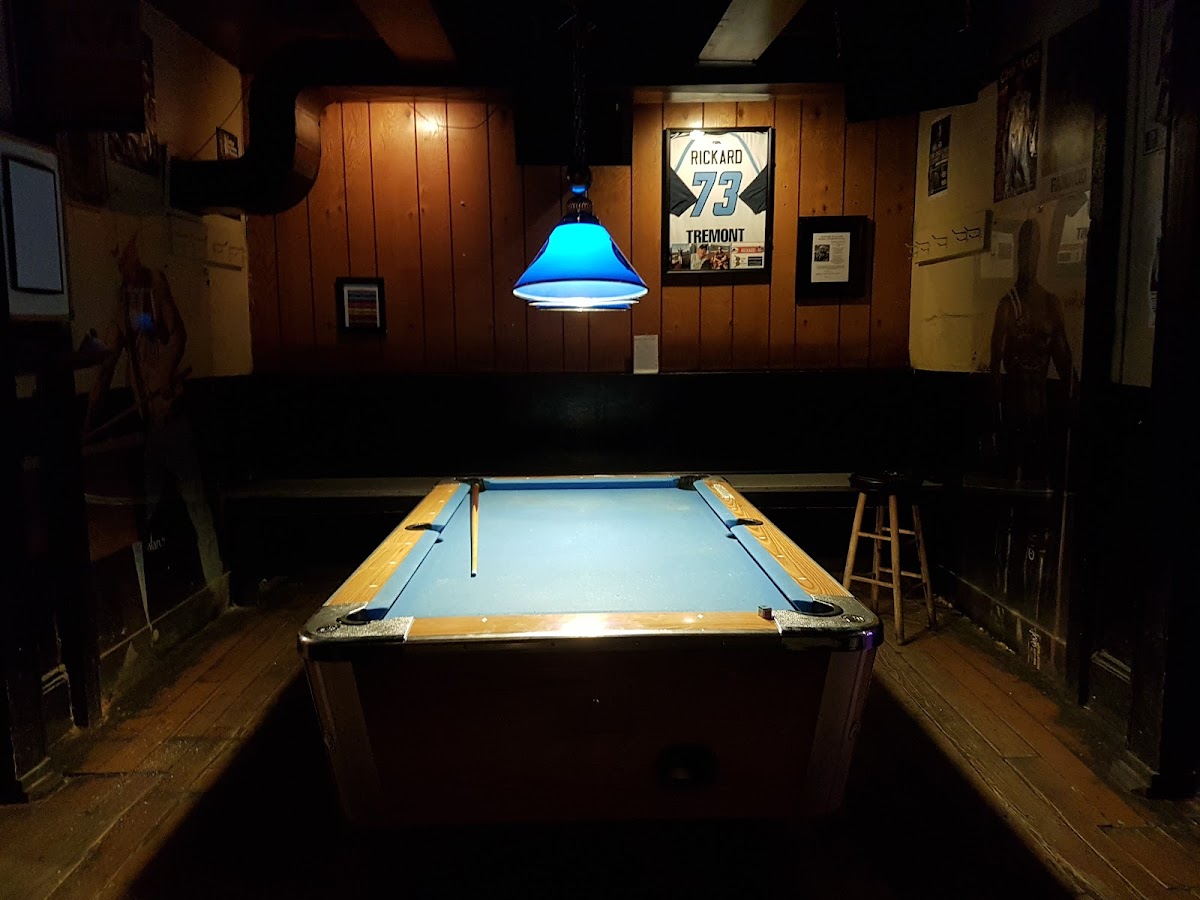 Leather Stallion Saloon - Photo 8