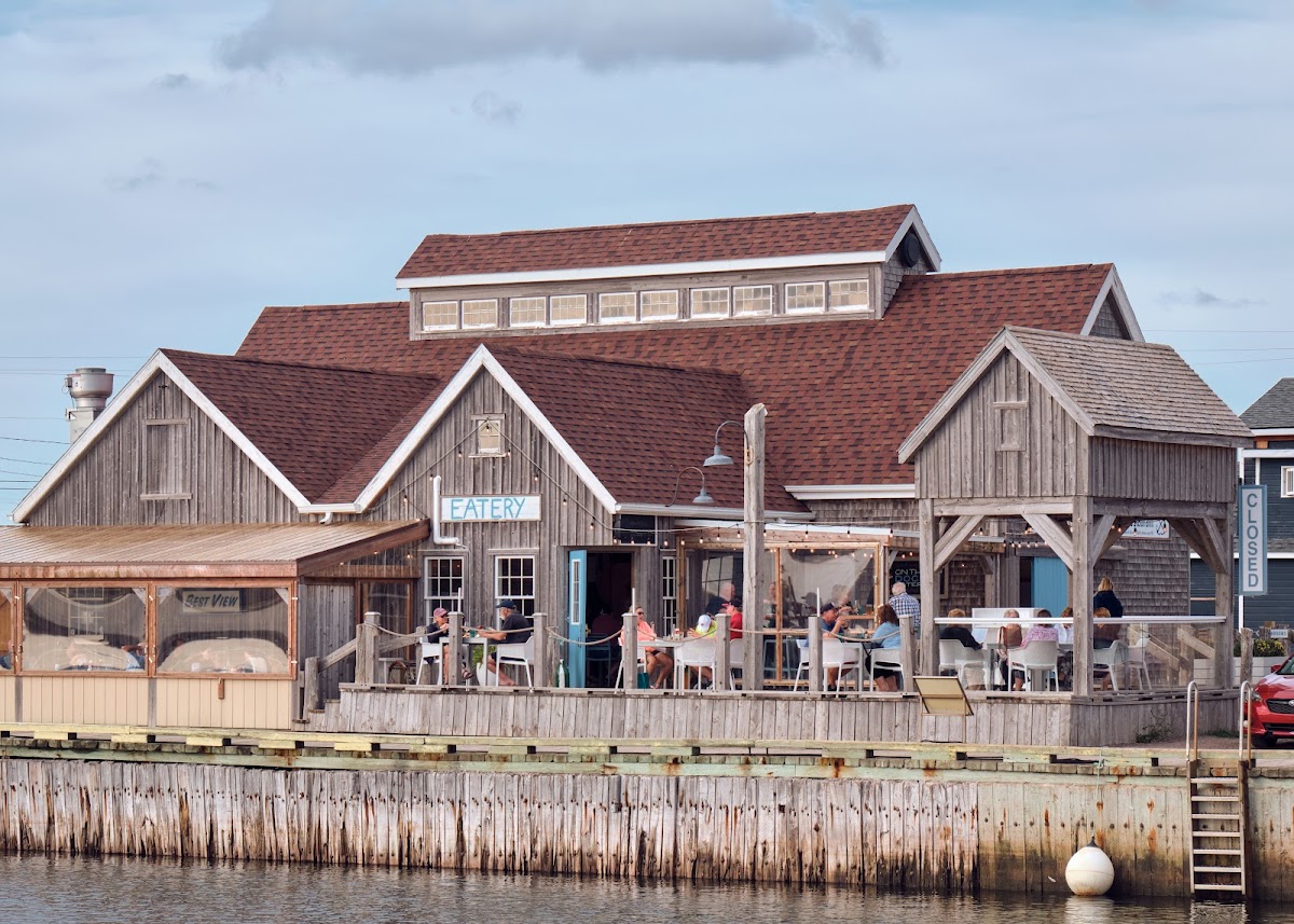 On The Dock - Photo 9