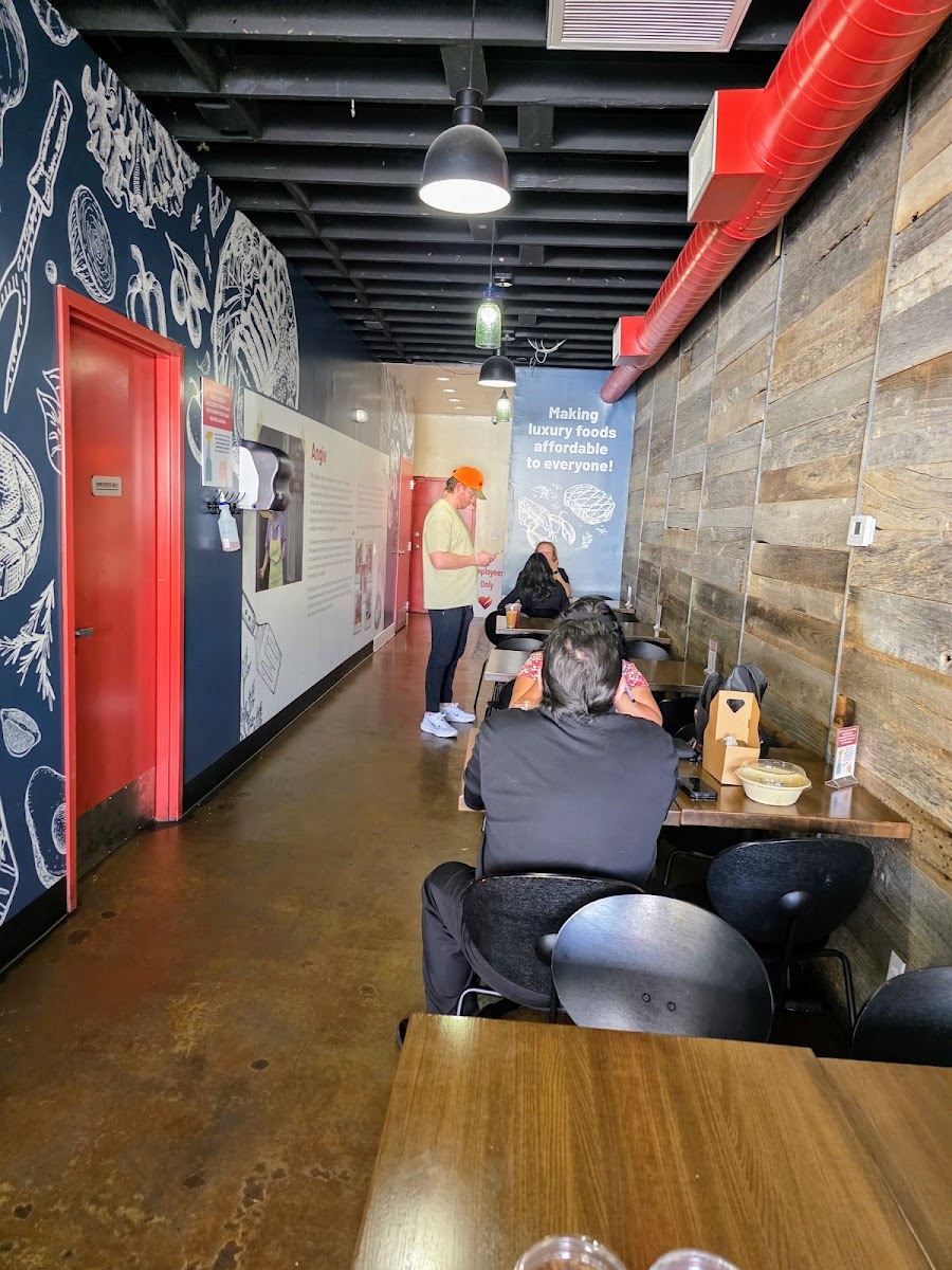 Angie's Prime Grill - Photo 6