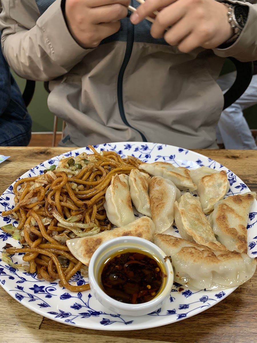 The Dumpling Room - Photo 4