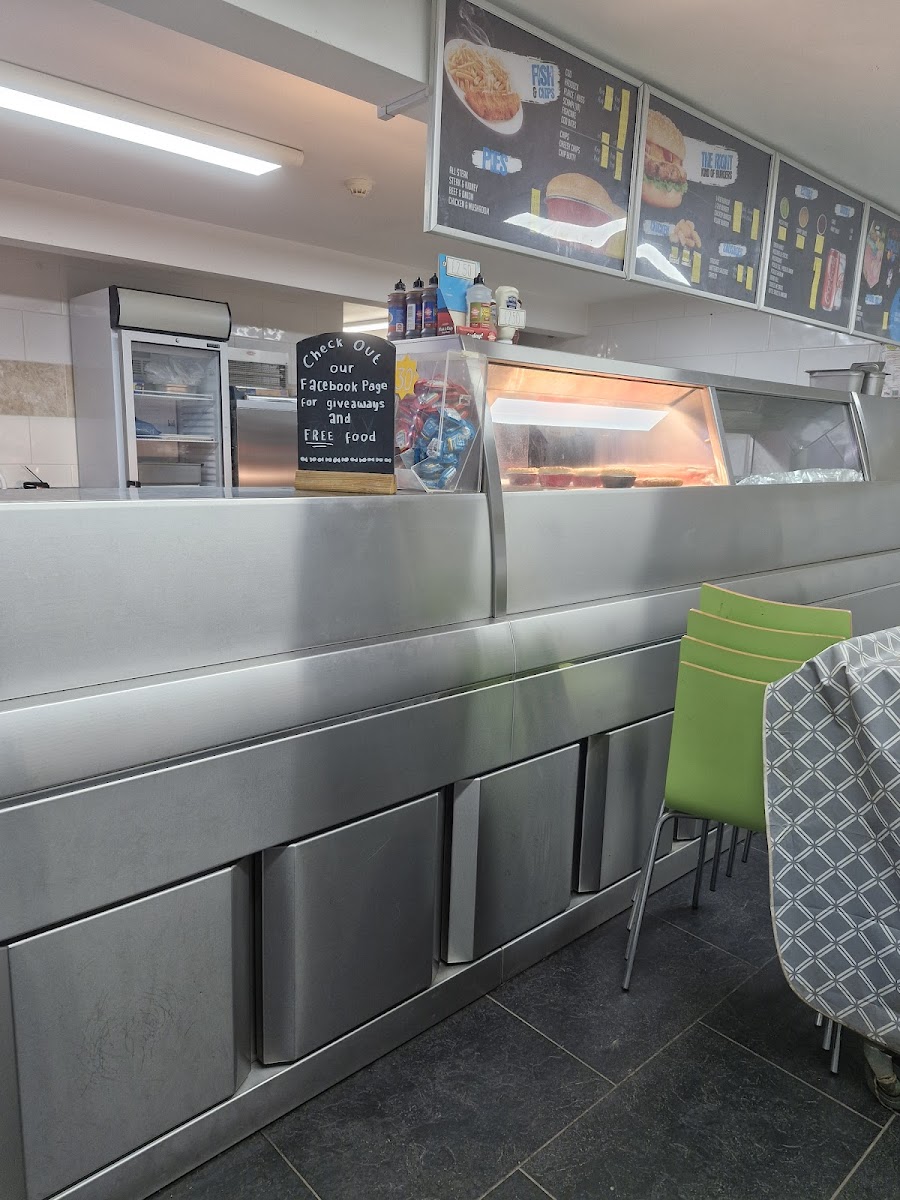 Hamstreet Fish & Chip Shop - Photo 2