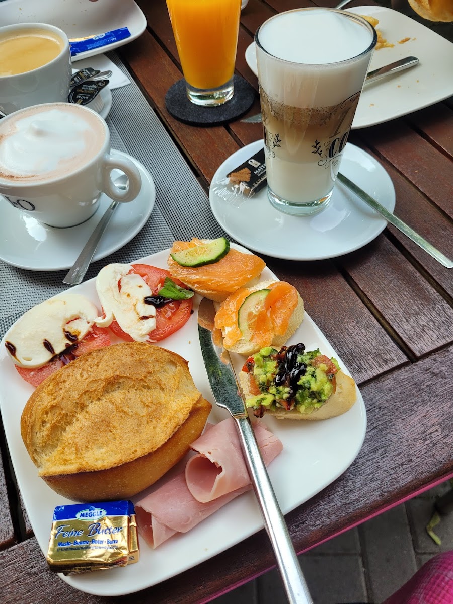 Nadjas Café - Photo 2