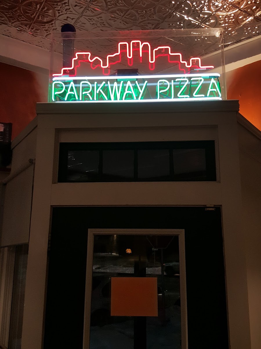 Parkway Pizza - Longfellow - Photo 8