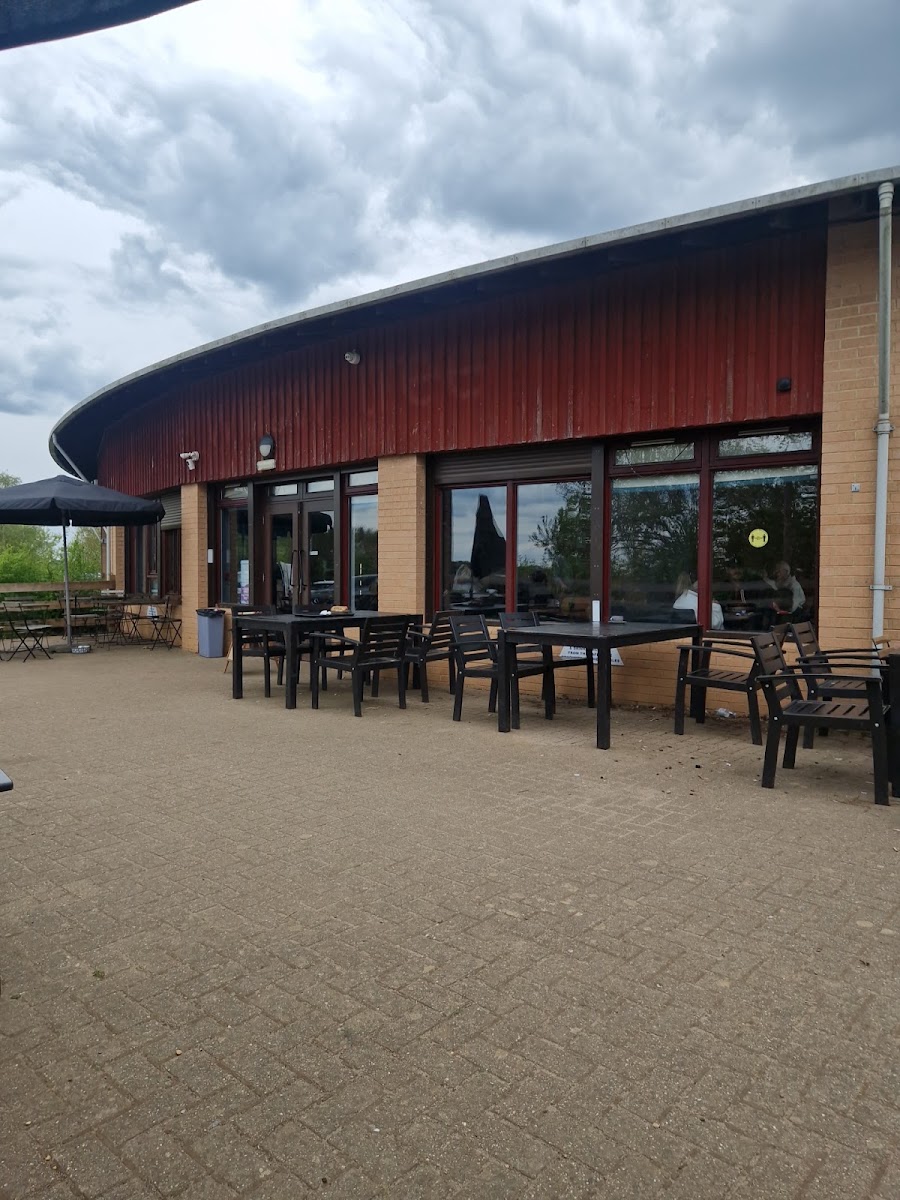 Brixworth Country Park Bistro - Photo 2