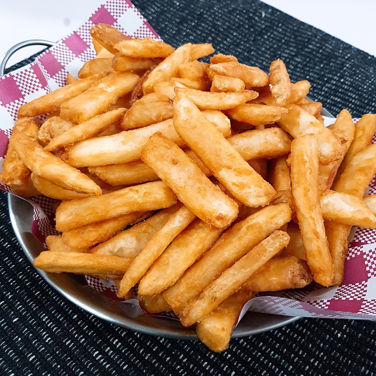 Salt & Vinegar - Photo 1