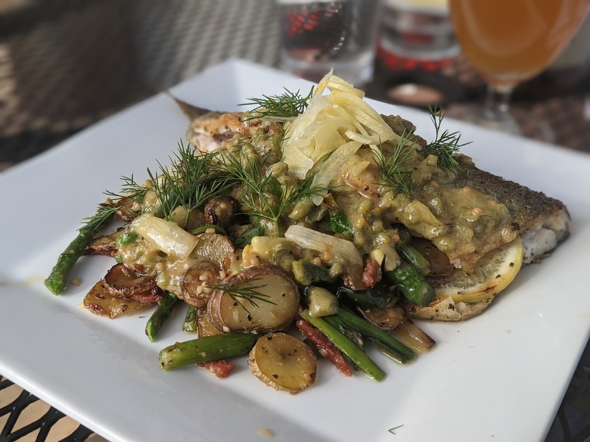 Rylu's Bistro - Photo 6
