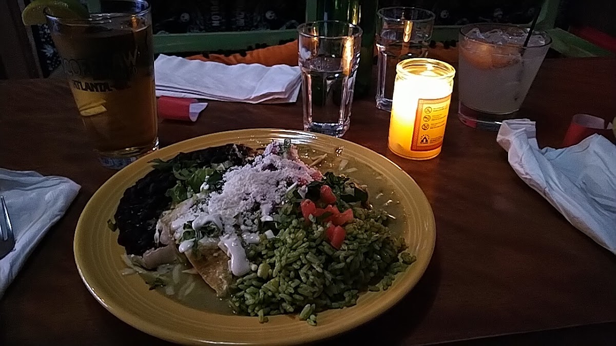 Mezcalito's Cantina - Photo 8