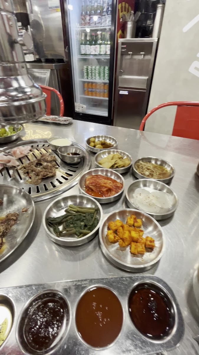 Samgyupsalamat SM East Ortigas - Photo 1