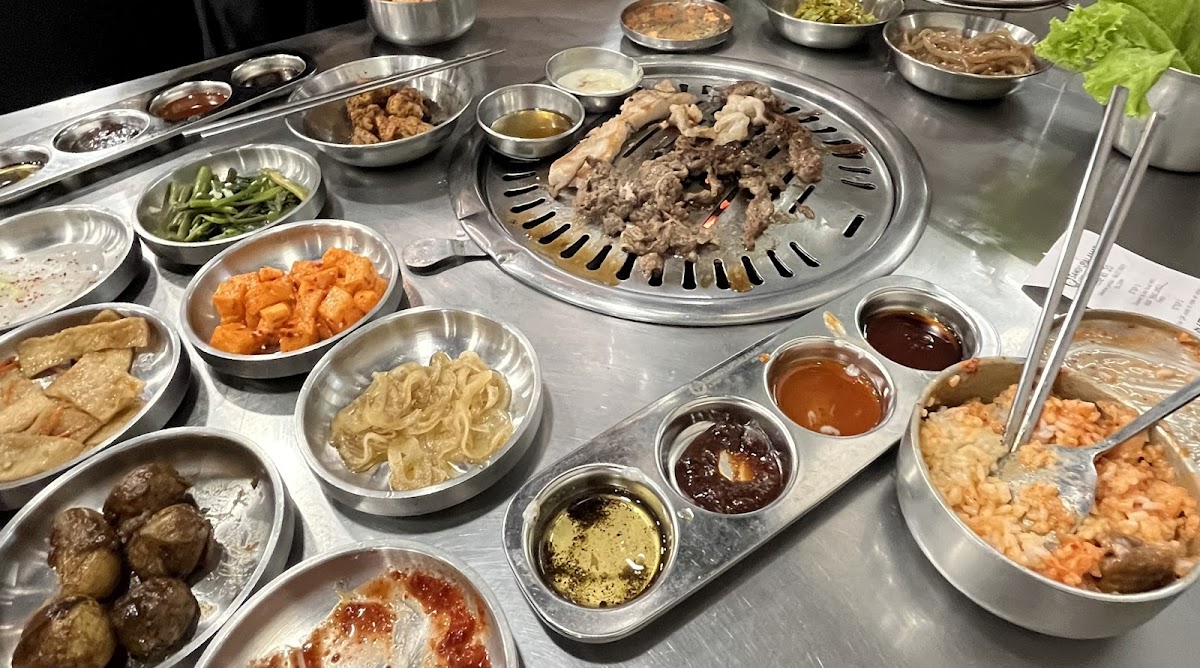Samgyupsalamat SM East Ortigas - Photo 3