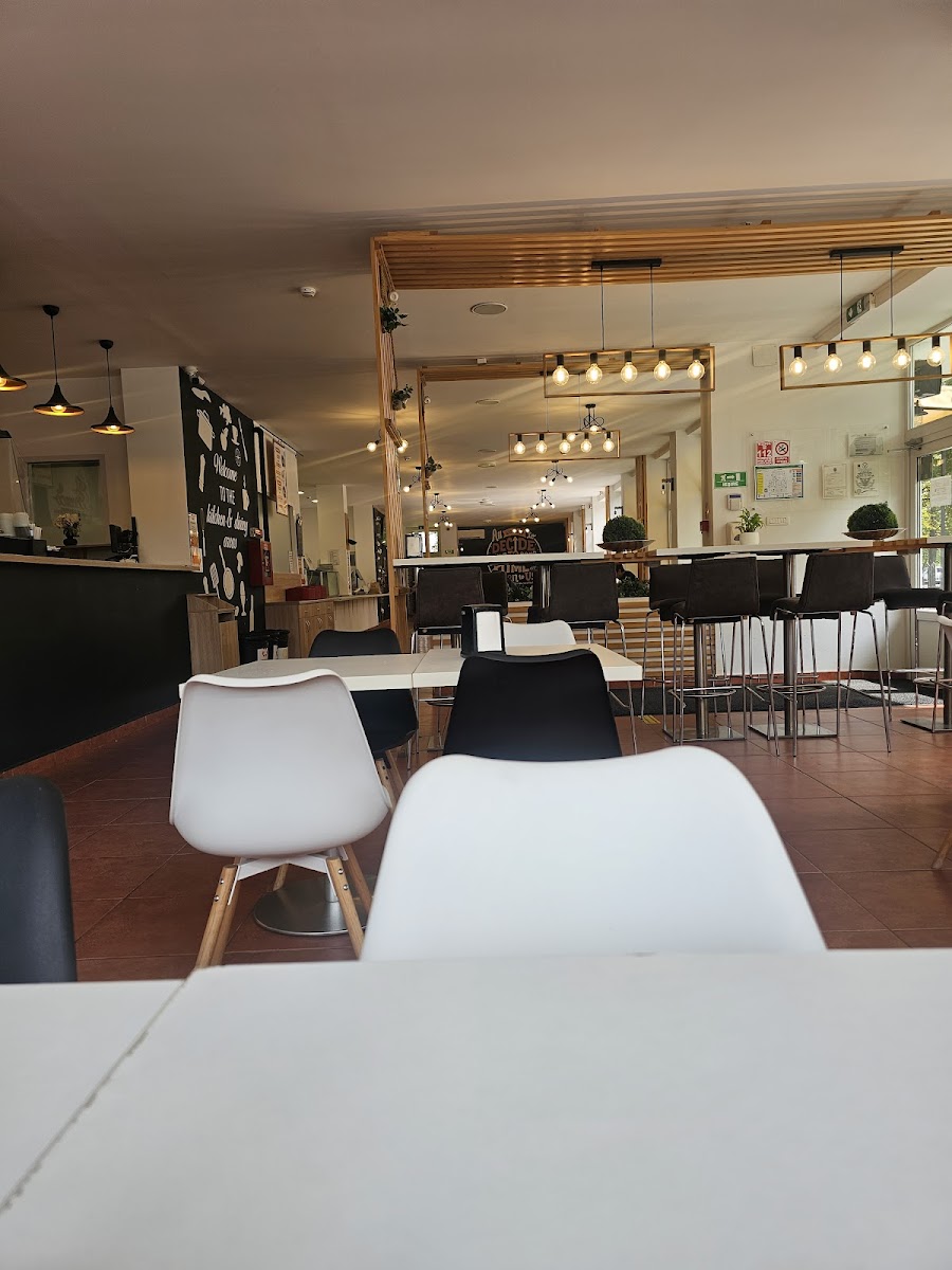 Cantina studenţească Oradea - Photo 3