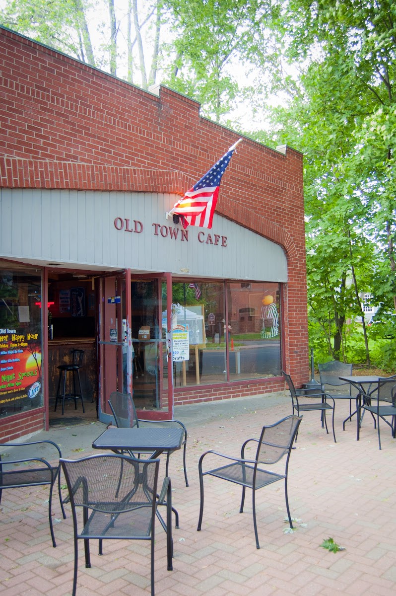 Old Town Cafe - Photo 8