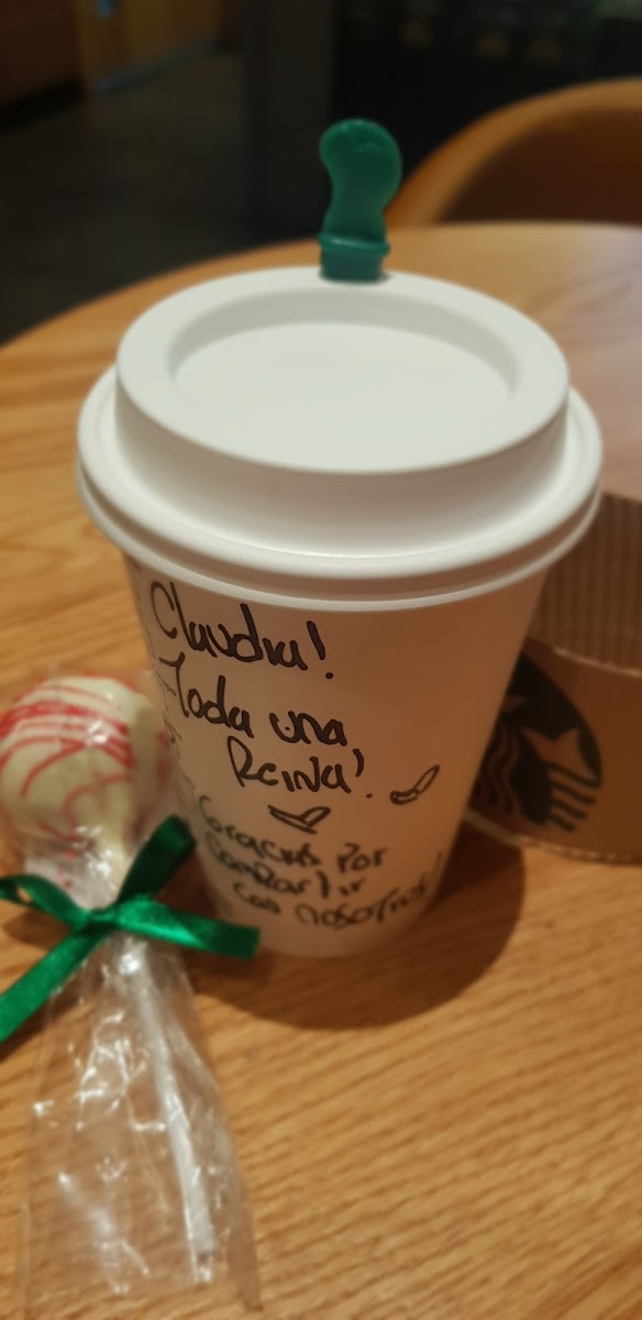 Starbucks Caracolí - Photo 7