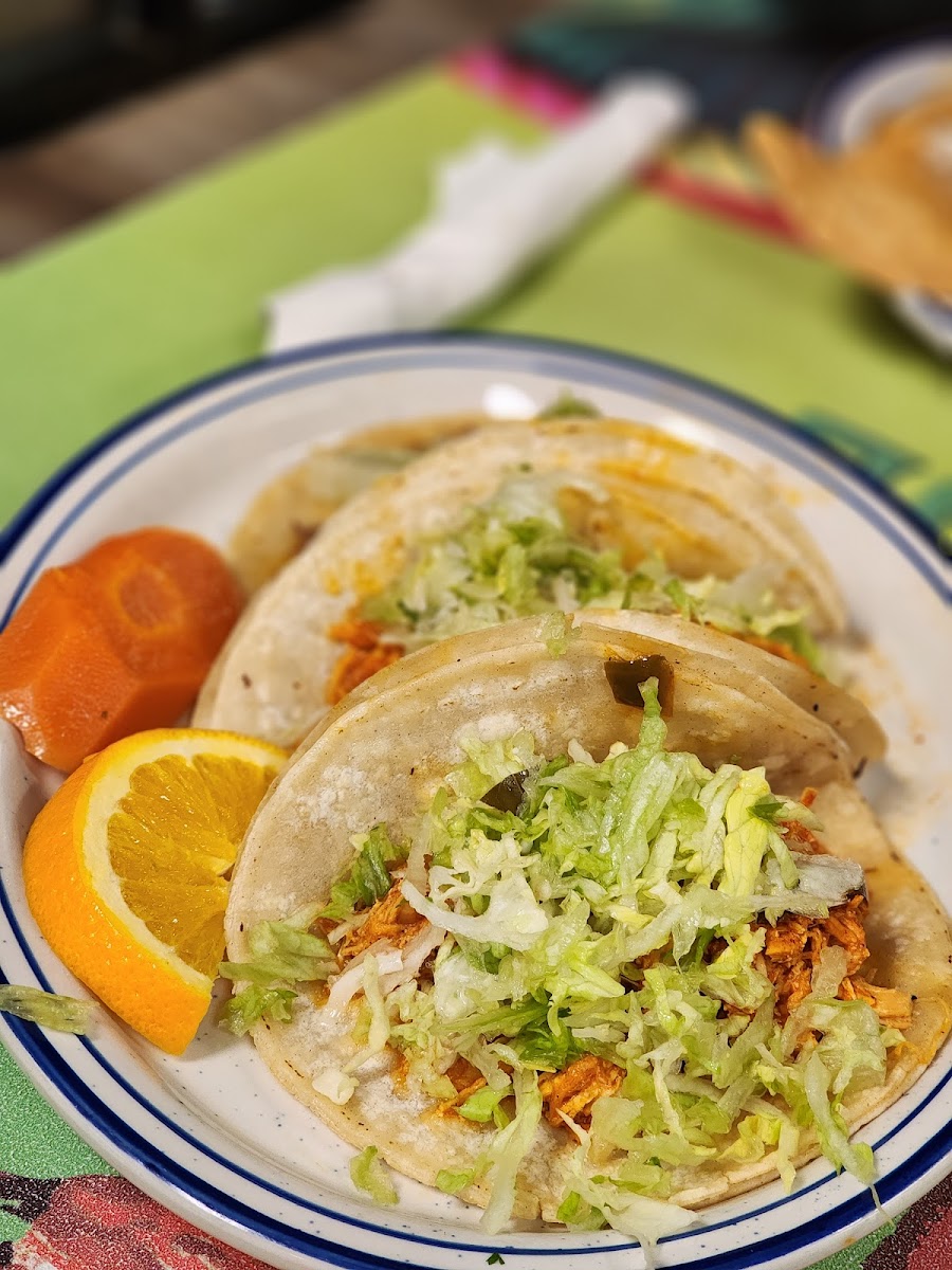 La Fonda Grill - Photo 9