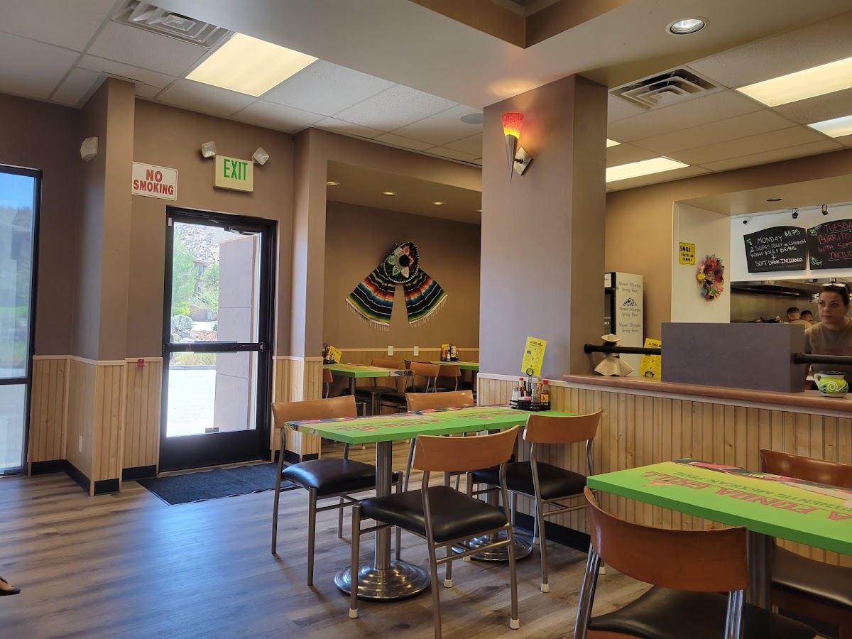 La Fonda Grill - Photo 3